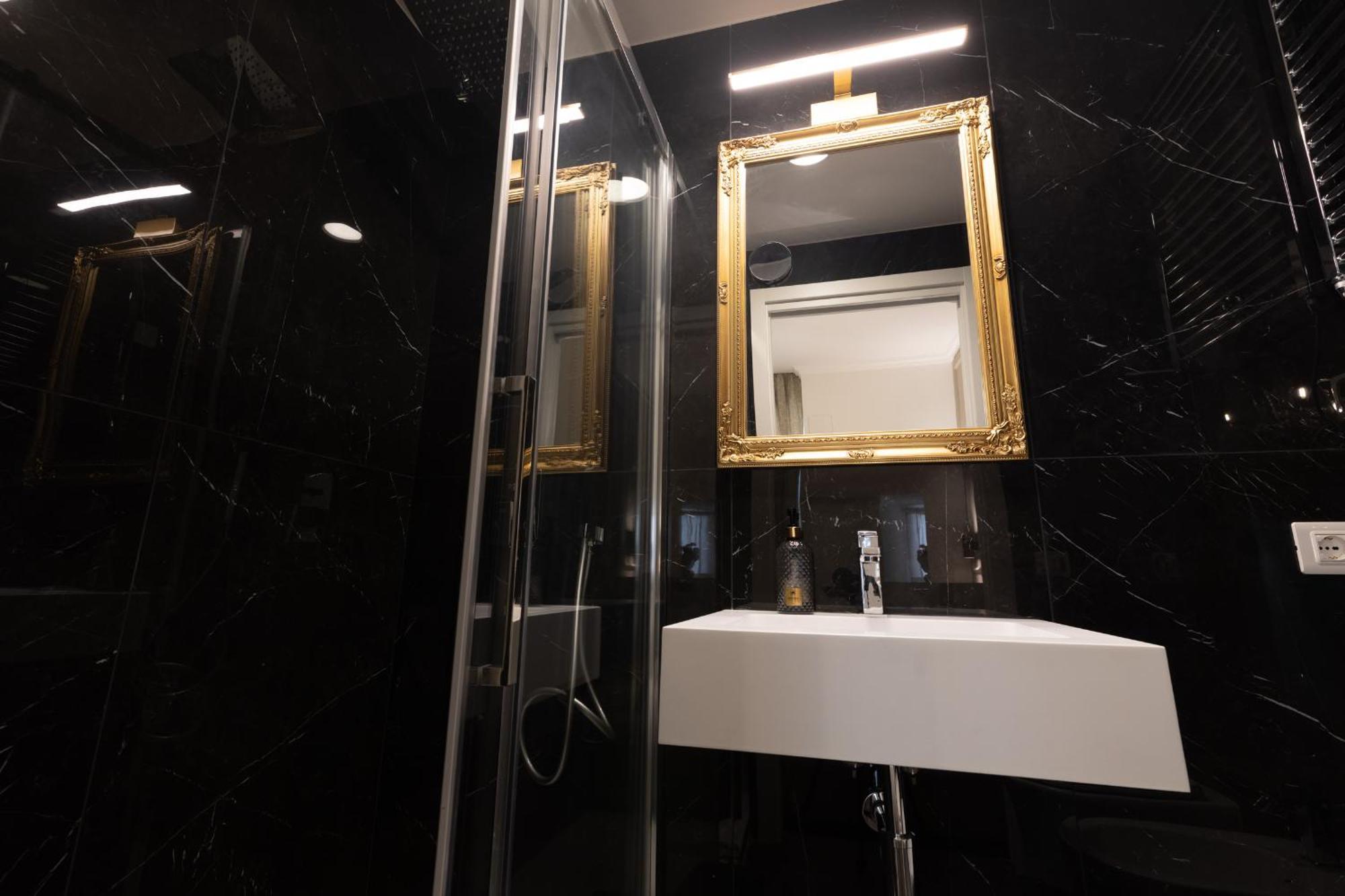 De Vince Suites - Luxury Rooms - Roma Termini Exterior foto