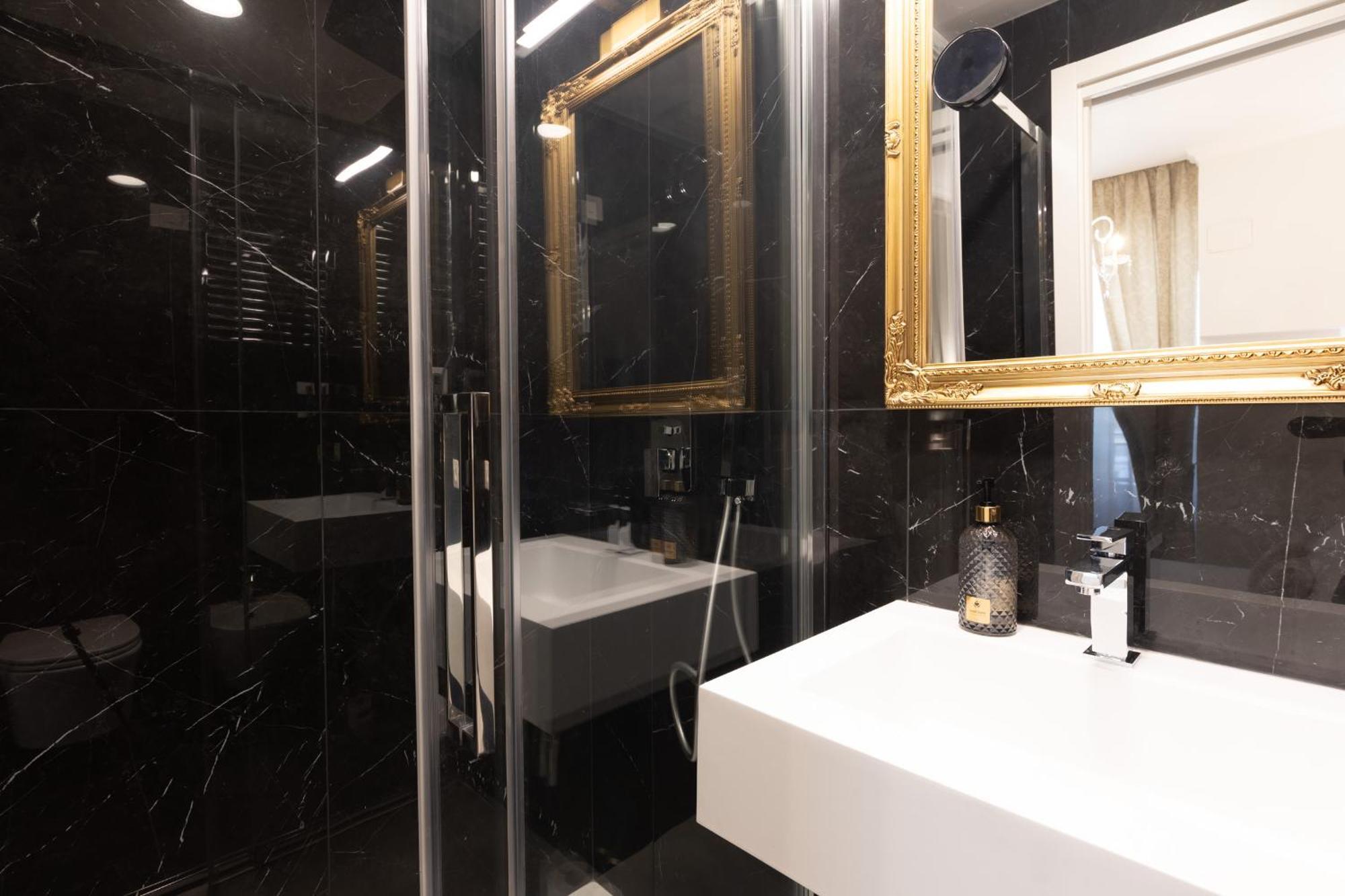 De Vince Suites - Luxury Rooms - Roma Termini Exterior foto